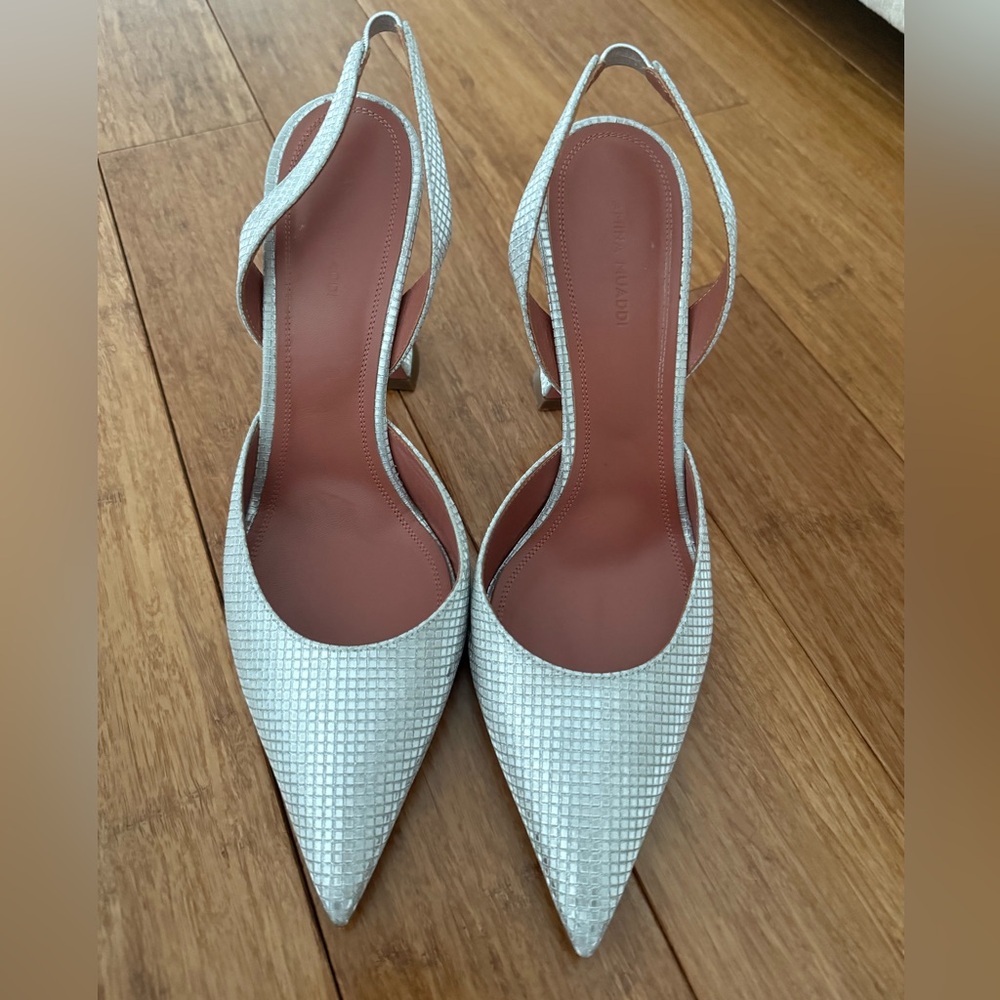 Elegant silver Textured Women's Heels